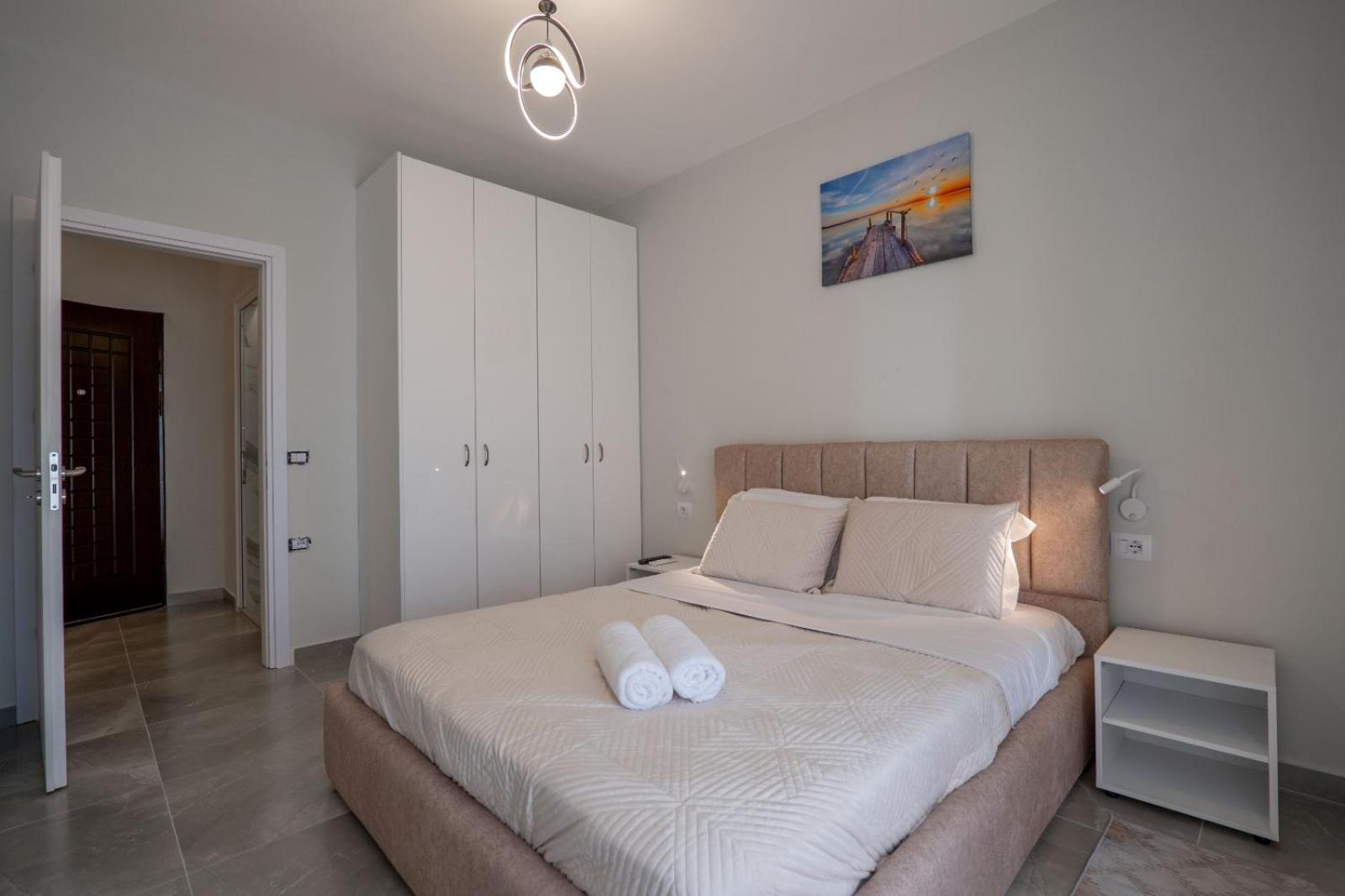 Esel Apartments Sarande Luaran gambar