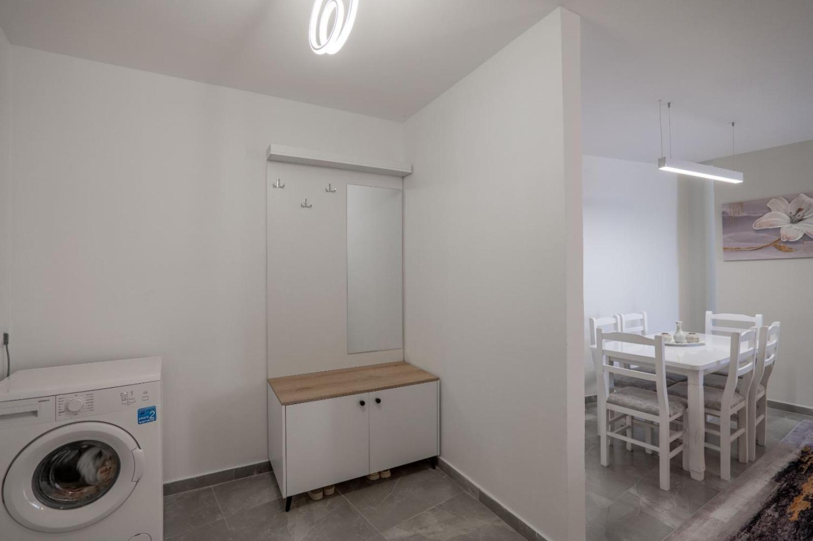Esel Apartments Sarande Luaran gambar