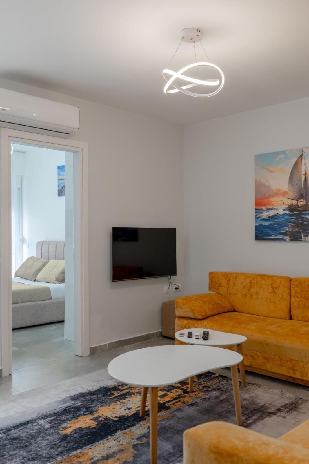 Esel Apartments Sarande Luaran gambar