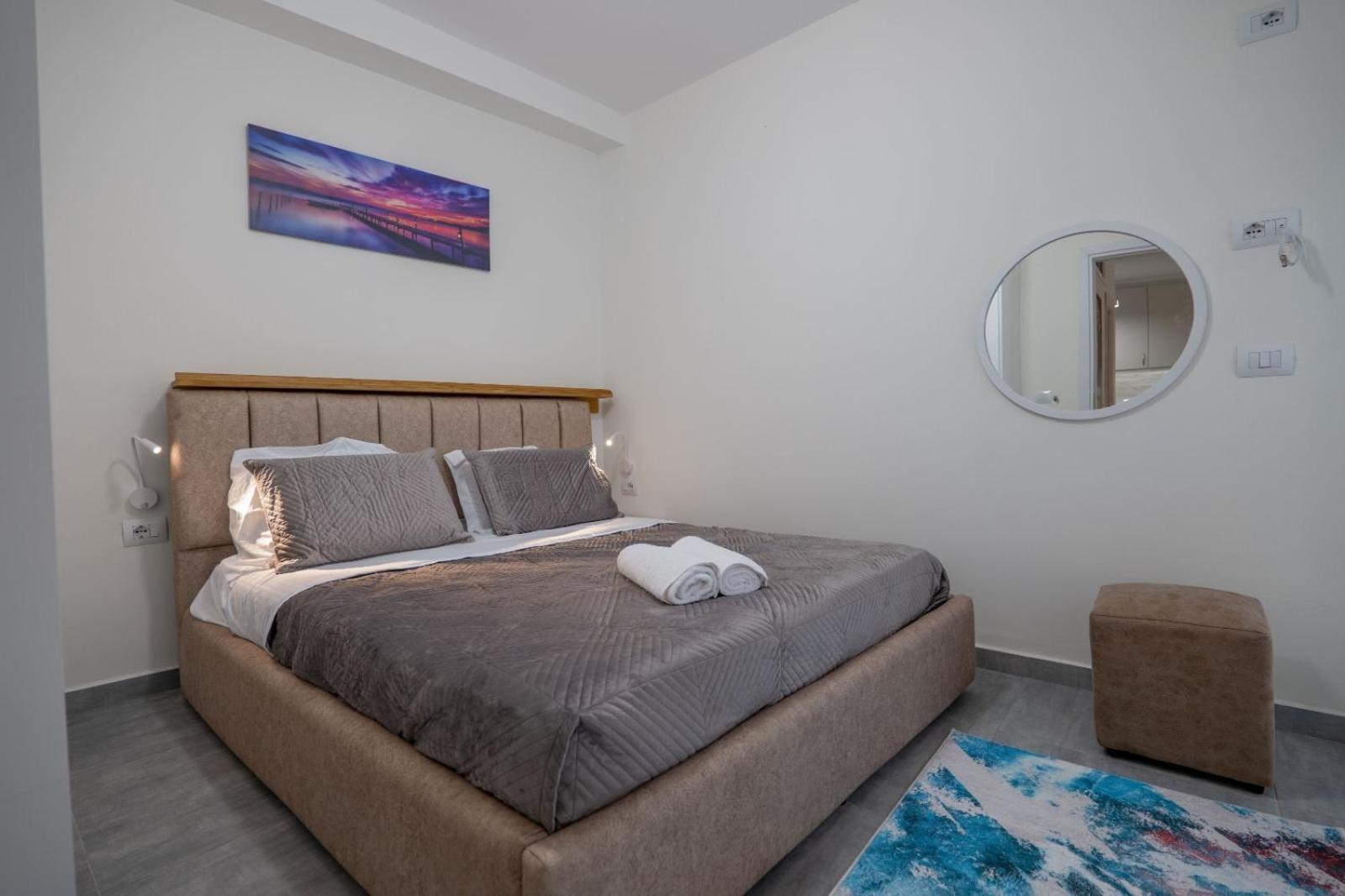 Esel Apartments Sarande Luaran gambar