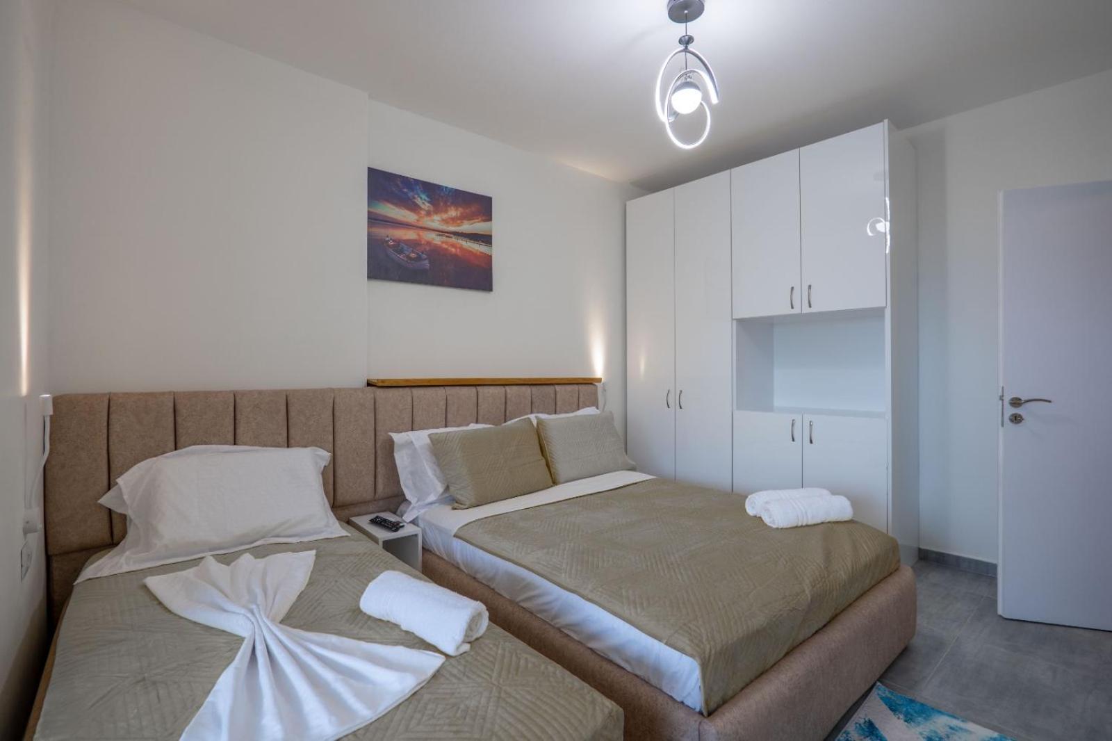 Esel Apartments Sarande Luaran gambar