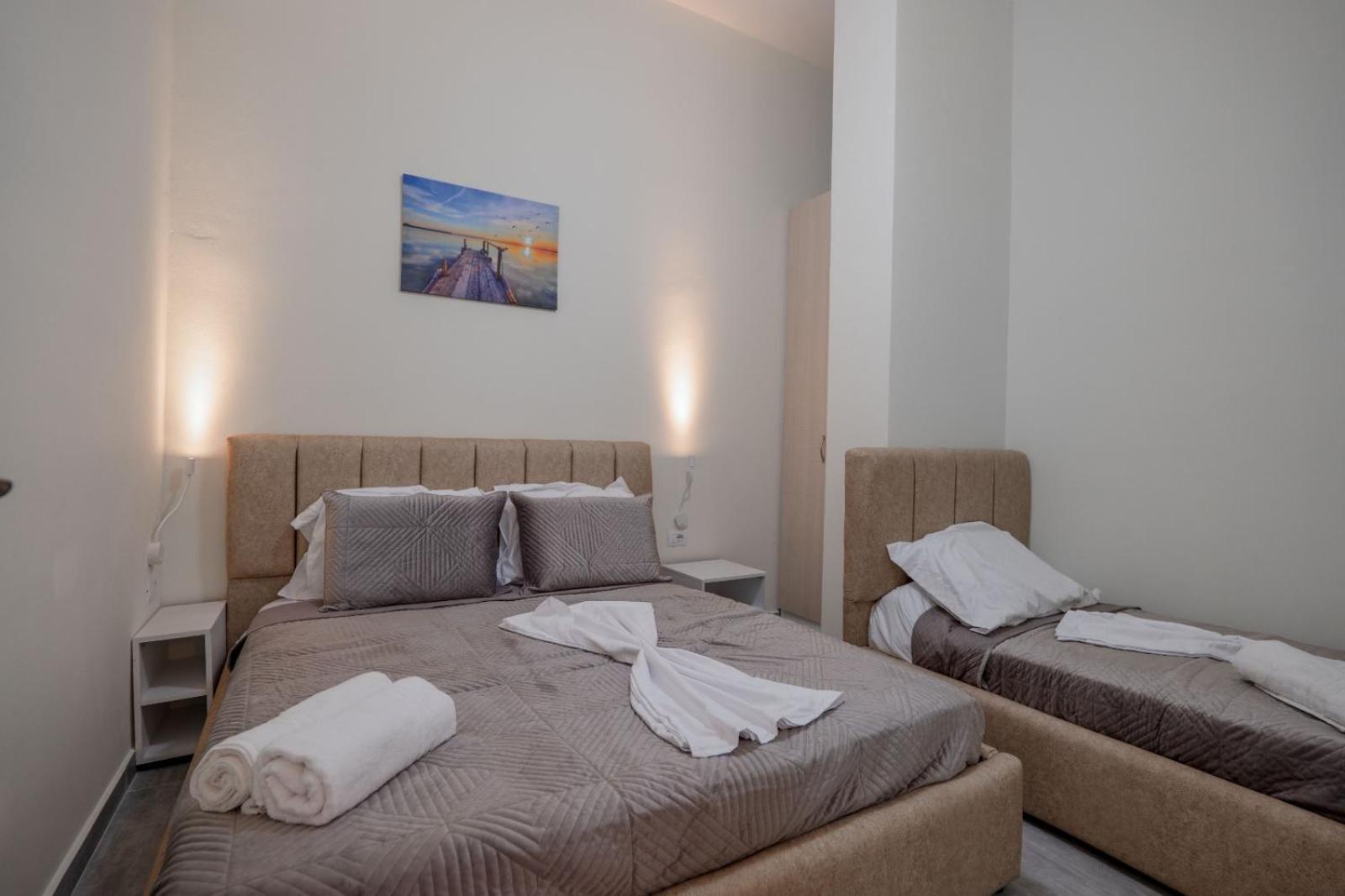 Esel Apartments Sarande Luaran gambar